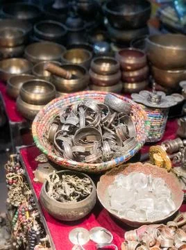 Pile of silvers in the plate Stockfoto's