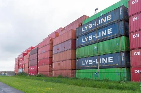 Piled up containers Foto stock