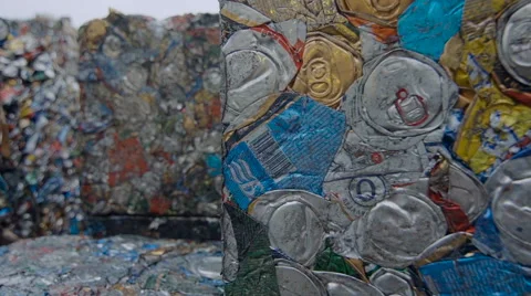 Piles of Tin Cans in Compressed Blocks Vídeos de archivo 62740746