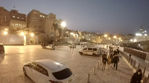 Pilgrims go home after prayers Stock Footage 117667772