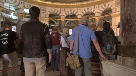 Pilgrims Inside the Dome of the Rock Stock Footage 82595255