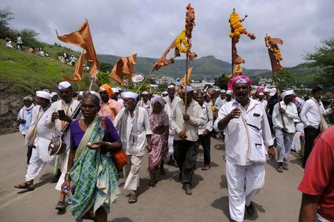 Pilgrims or warkari procession during Pandarpur Wari 스톡 사진