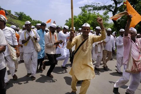 Pilgrims or warkari procession during Pandarpur Wari Stock Photos
