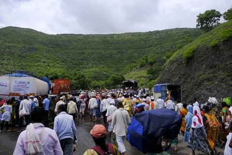 Pilgrims or warkari procession during Pandarpur Wari Stock Photos