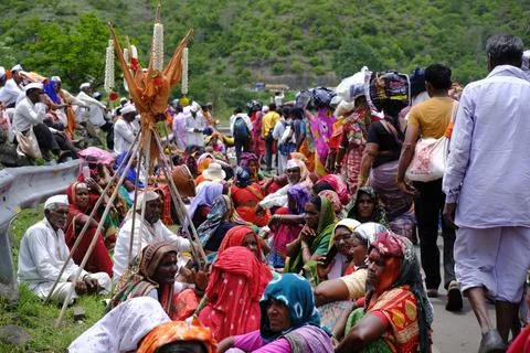 Pilgrims or warkari procession during Pandarpur Wari Stock Photos