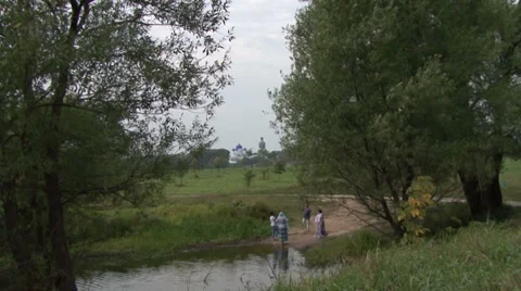 Pilgrims from temple to temple. Stock Footage 41387854