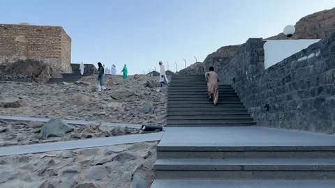Pilgrims Visiting Historic Stone Mosques at Mount Sela Stockbeeldmateriaal 335327766