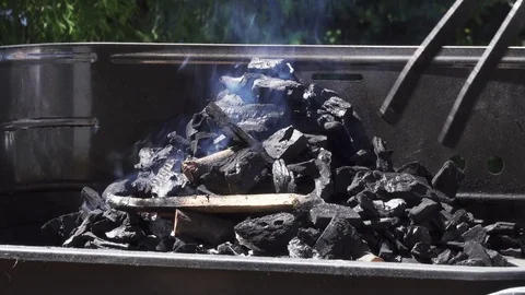 Piling Charcoal For Barbecue Stockbeeldmateriaal 78970694