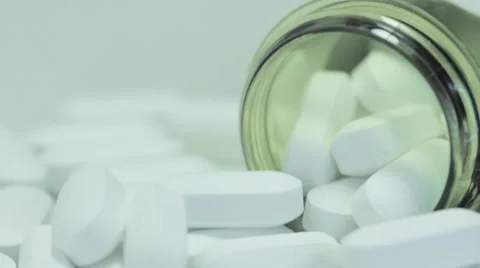 Pills and Bottle Vidéo 68805388
