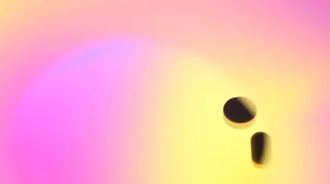 Pills and capsules Video stock 32050462