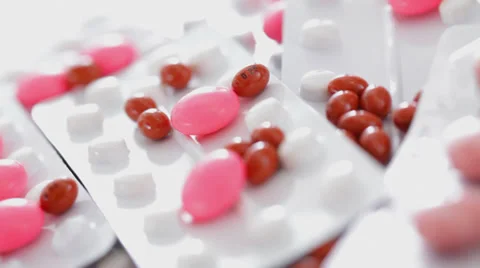 Pills in blister pack - closeup Stock Footage 35719450