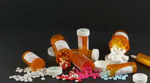 Pills Dolly In Vidéo 40632529