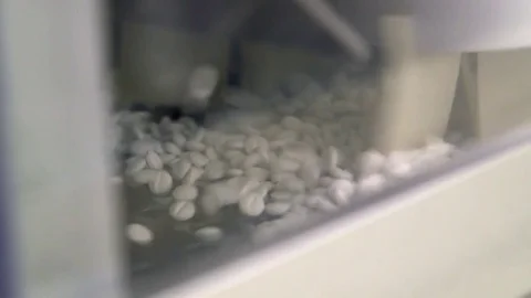 Pills factory close up Stock Footage 81903673