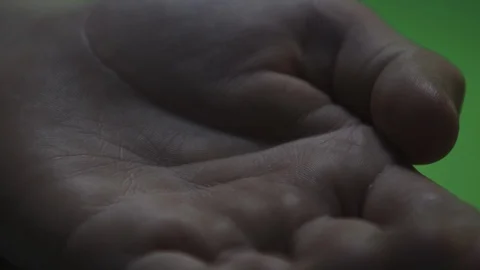 Pills on hand, taking pills Stock-Footage 112124205