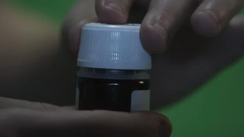 Pills on hand, taking pills Stock-Footage 112124246