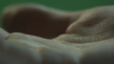 Pills on hand, taking pills Vidéo 112126206