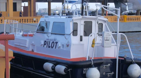 Pilot boat 3 Stock Footage 32515581