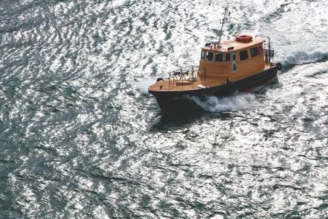 Pilot Boat Фото