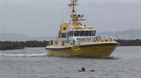 PILOT BOAT TURNING Stock Footage 55773141