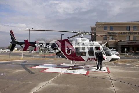 Pilot Helicopter Airmed Emergency Hospital