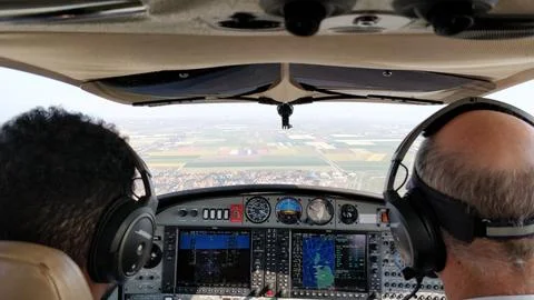 Pilot student and flight instructor on a RNP approach Stock Photos