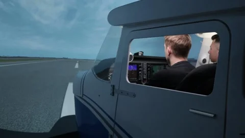 Pilot training on a light aircraft simulator Video stock 223468317