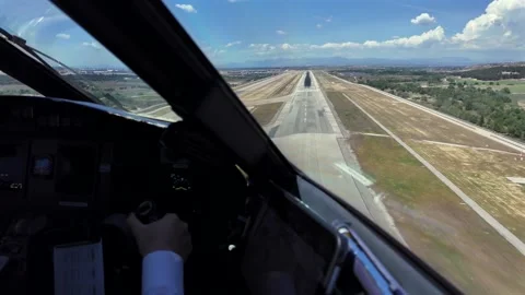 Pilot View: Real Time Approach and Landing at Madrid Airport (MAD) in Sunny Stock Footage 334443924