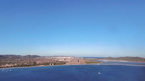 Pilot’s Eye View: Final Approach to th... | Stock Video | Pond5