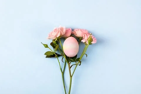 Pink Easter egg Stock Photos
