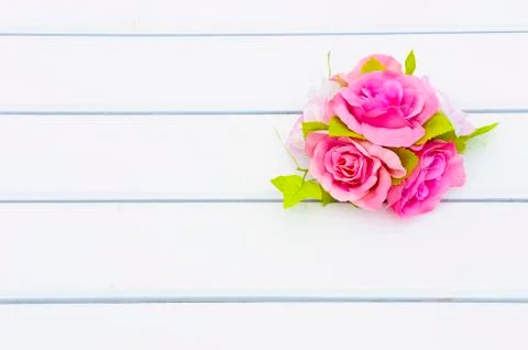 Pink flowers on the table 스톡 사진