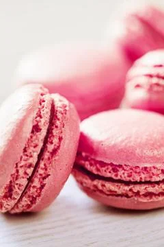 Pink macaroons french sweets stack Foto stock