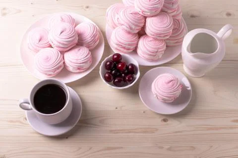 Pink marshmallows Фото