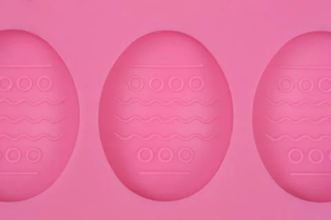 Pink Silicone Easter Egg Mold Close Up 스톡 사진
