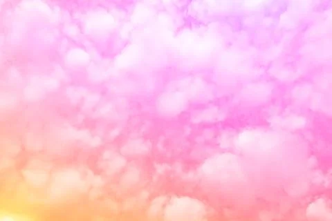 Pink sweet gradient sky cloud background for art decoration wallpaper Stockfoto's