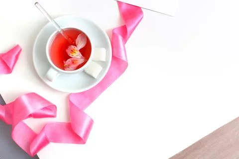 Pink tea on table Foto stock