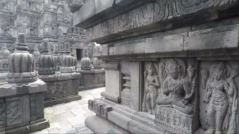 Pinnacles, Bas relief, Vishnu Temple Terrace, Prambanan, Java, Indonesia 库存影片 250510328