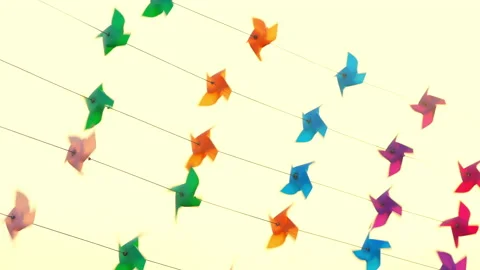 Pinwheel slow motion rotate from windy on sky background 库存影片 236412248