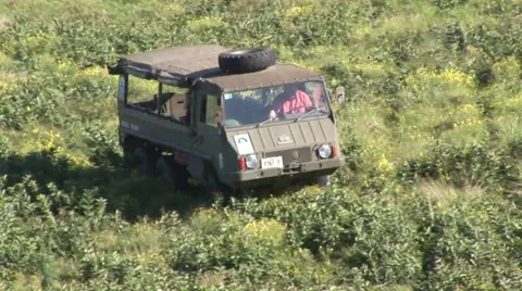 Pinztrek up a mountain Stock Footage 5243092