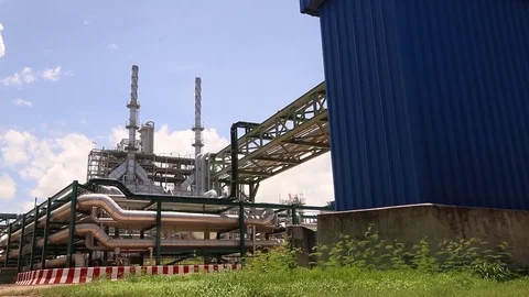 Pipe line structure with power plant 動画素材 82732966