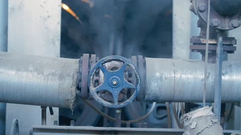 Pipe with the valve 스톡 동영상 97523131