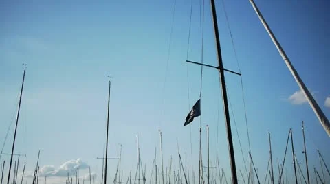Pirate Flag on Boat 스톡 동영상 10710273