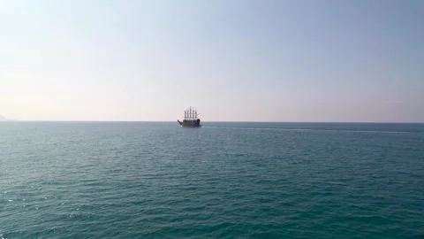 Pirate Ship Drone Chase Over Mediterranean Sea Vídeo Stock 335513810