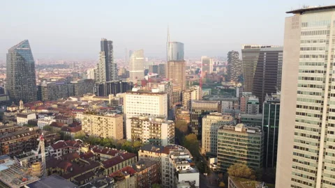 Pirellone Milan 動画素材 240416372