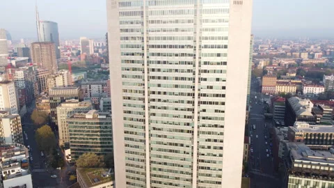 Pirellone Milan 動画素材 240416680