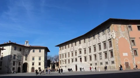 Pisa, Piazza dei Cavalieri and Scuola Normale Superiore University 스톡 동영상 122761291
