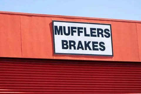 Pit Stop auto mechanics store Stock Photos