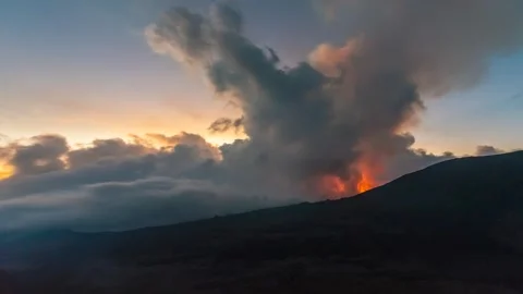 Piton de la Fournaise Eruption Holy Grail Sunrise Timelapse - Reunion 2020 Stock Footage 337645283