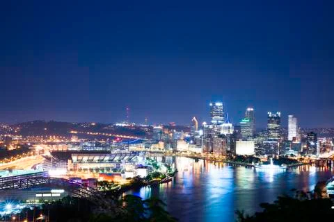 Pittsburgh at Night 库存照片