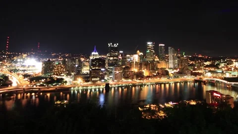 Pittsburgh Night Timelapse 2 Stock-Footage 137560075