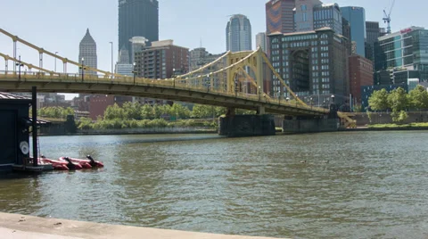 Pittsburgh Noth Shore with Bridge 動画素材 39654942